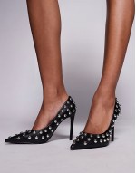 Thrives-S pointed court shoes with dome studs in black