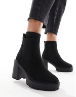 ‌Stylish Elma heeled chunky chelsea boots in black