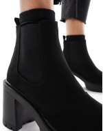 ‌Stylish Elma heeled chunky chelsea boots in black