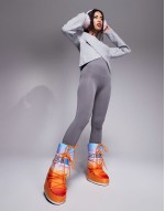 Moonboot Icon high in orange and blue
