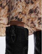 contrast stitch leather western boots in black