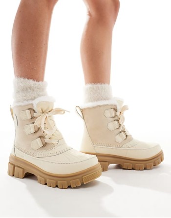 Torino V WP waterproof fleece lined faux fur leather snow boots in honey white and sea salt
